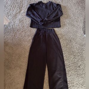 Aerie Après Chill Trouser and Sweatshirt